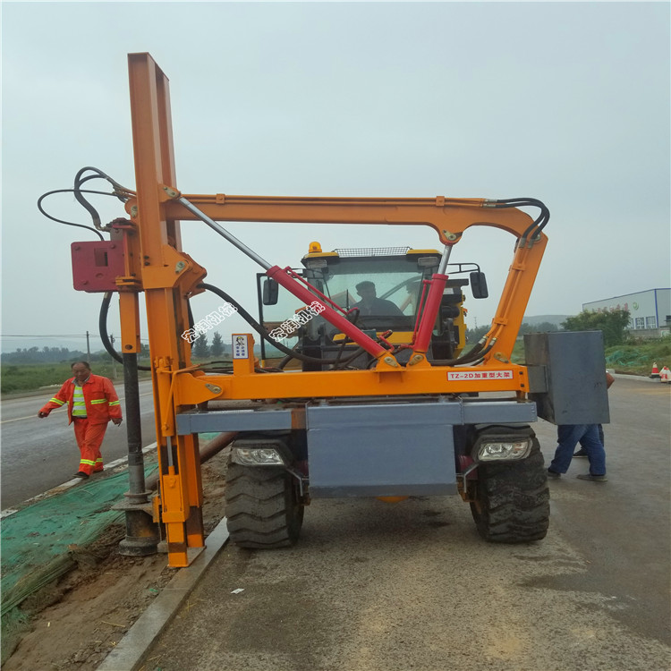 濟寧91网站鏟車式護欄鑽孔機濟南施(shī)工現場