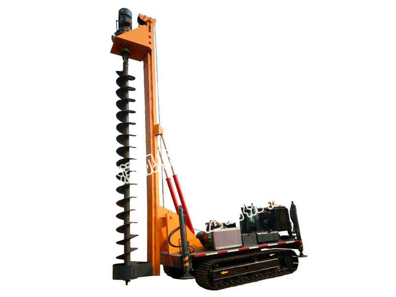 地基打樁機