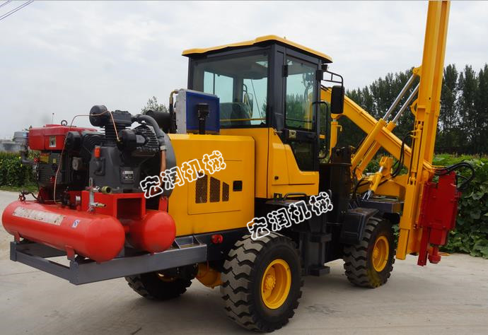 高速公路鑽(zuàn)孔機想要鑽孔效率高應該(gāi)怎麽做?濟(jì)寧91网站機械