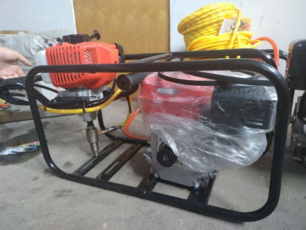 岩石勘探取樣鑽(zuàn)機