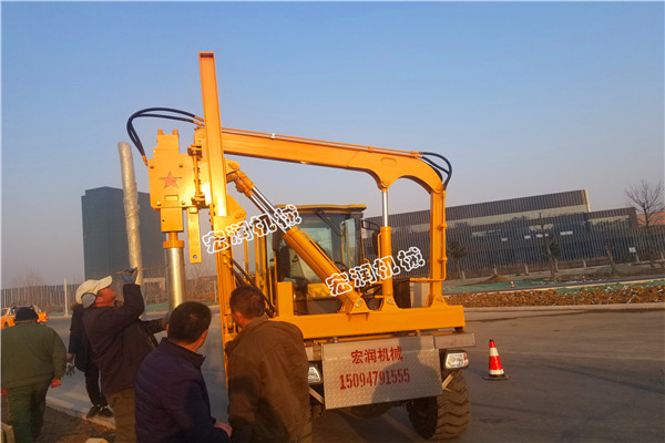 護欄打樁機使用前注意事項？濟寧91网站