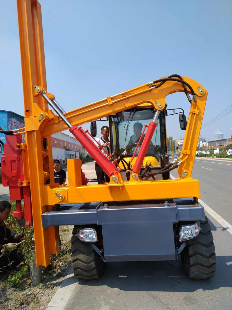 裝載機護欄打樁機