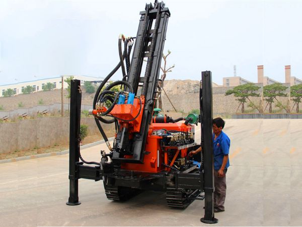 180米履帶式氣動水井鑽車
