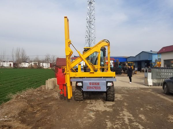 高速護欄壓樁機