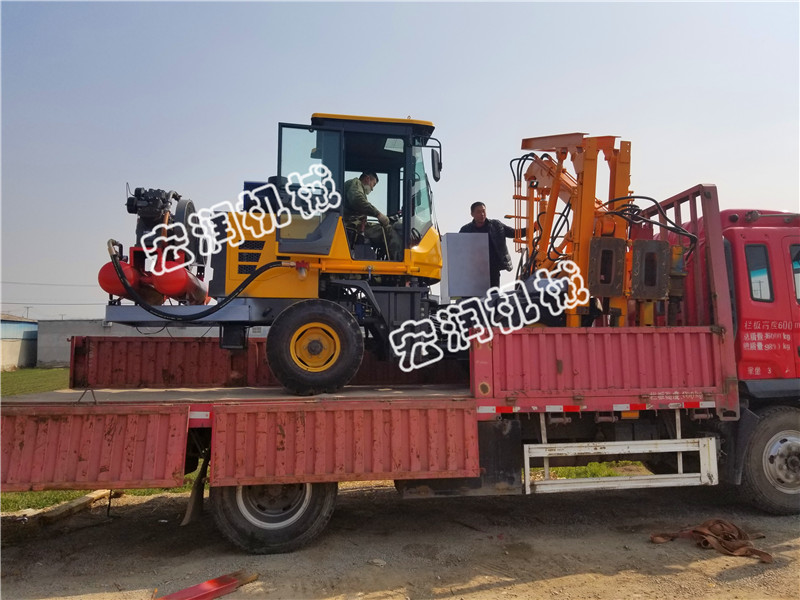 91网站機械護欄打拔鑽一體機發（fā）往陝西寶雞