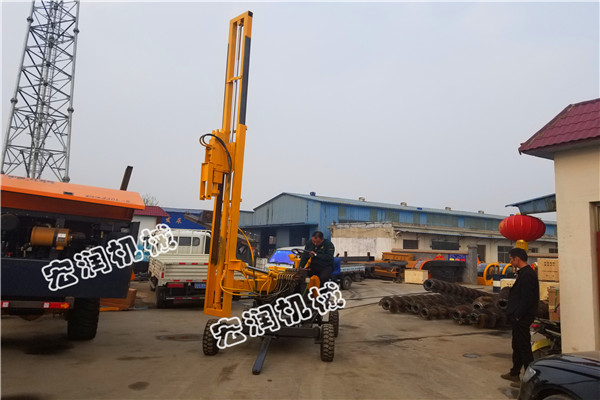 小型護（hù）欄打樁機