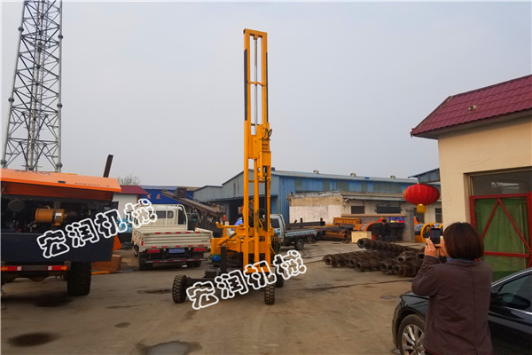 小型（xíng）護欄打樁機