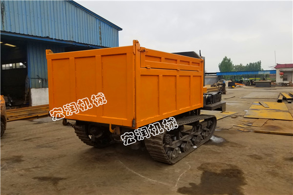 小（xiǎo）型履帶運輸（shū）車
