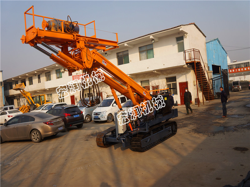 全液壓履帶式錨固鑽機