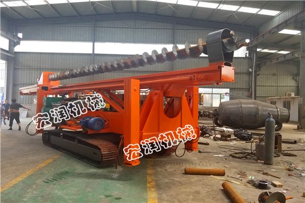 履帶注漿（jiāng）cfg樁機地基長螺旋鑽孔機