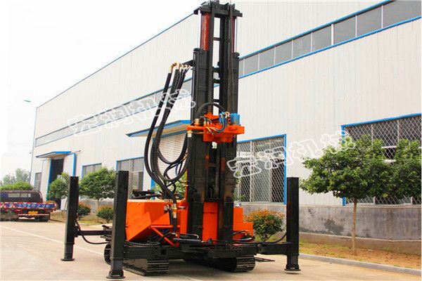 履帶式全液壓水井鑽機