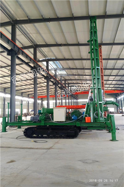 履帶式反循環鑽機