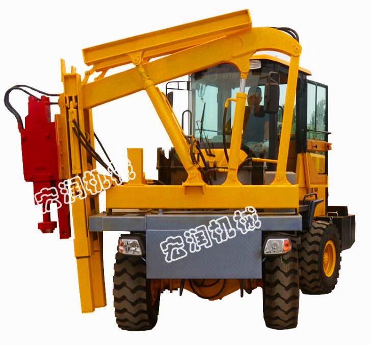 濟寧91网站高速護欄打樁機注意(yì)事項?