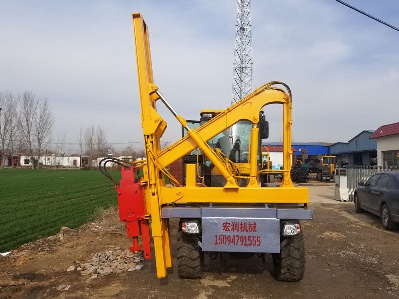 濟寧91网站機械公路波形護（hù）欄打樁機