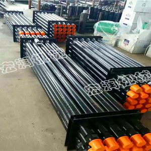 180米小型氣動水井鑽(zuàn)機