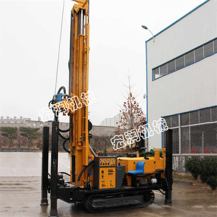 宏(hóng)潤機械全自(zì)動液壓氣動水井鑽(zuàn)機發往廣東惠州(zhōu)
